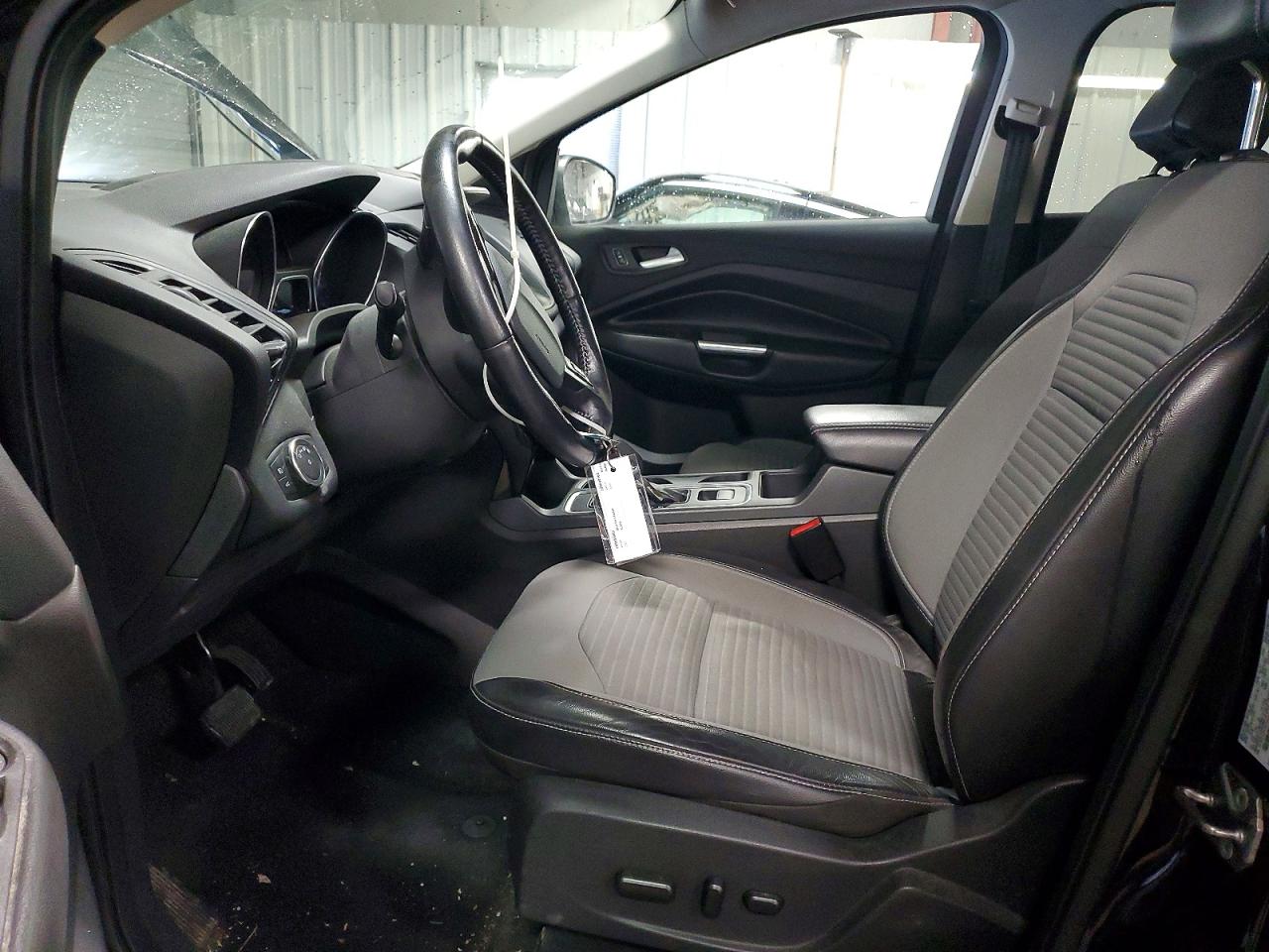 2017 FORD ESCAPE SE photo 7