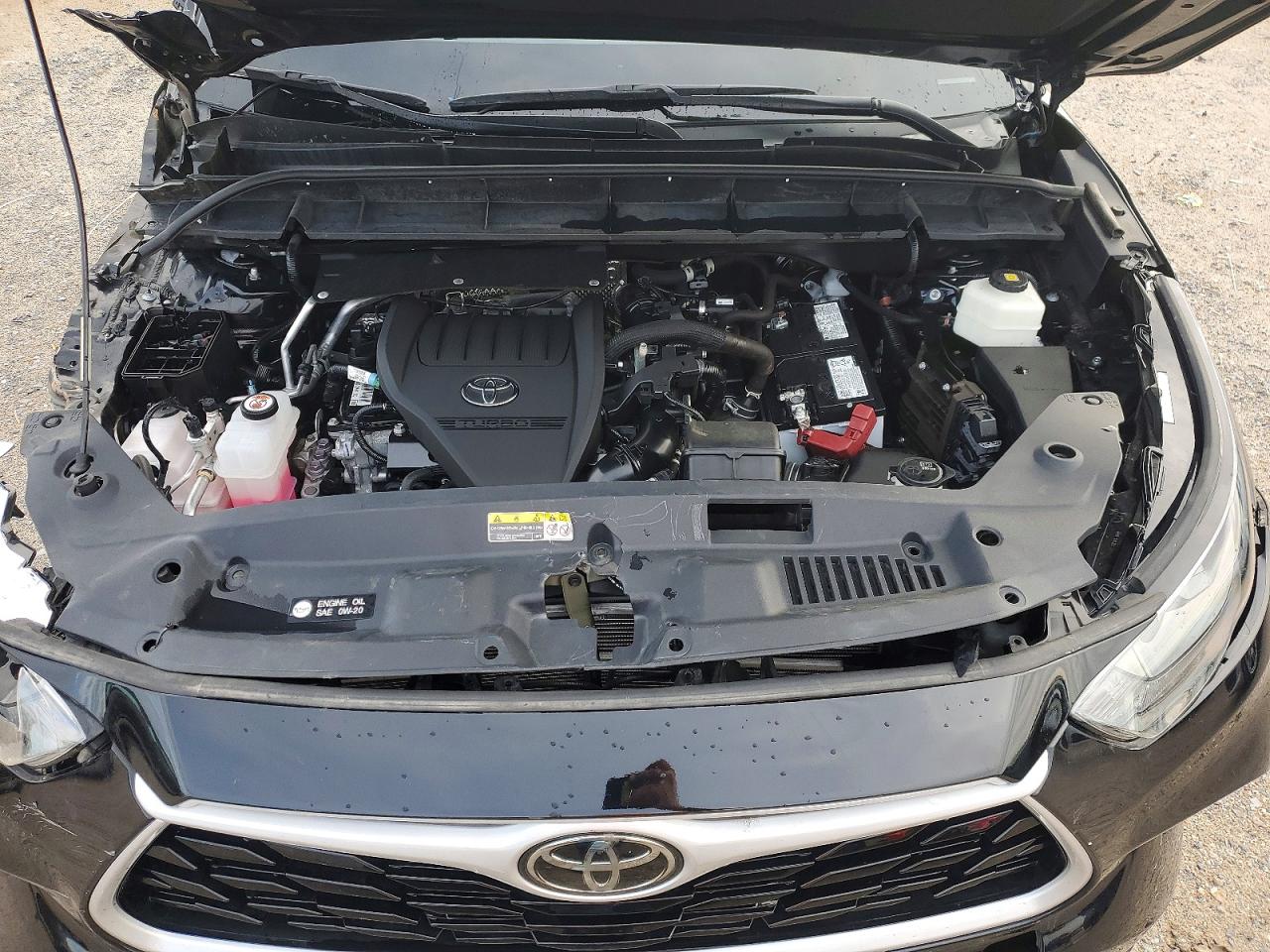 2024 TOYOTA HIGHLANDER LE photo 12