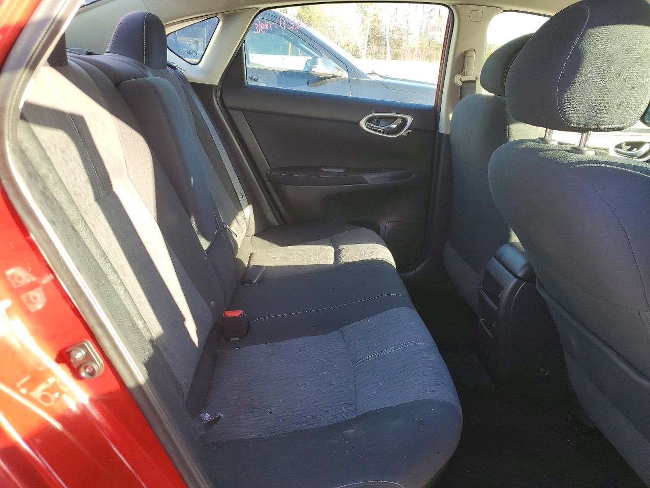 2014 NISSAN SENTRA S photo 10