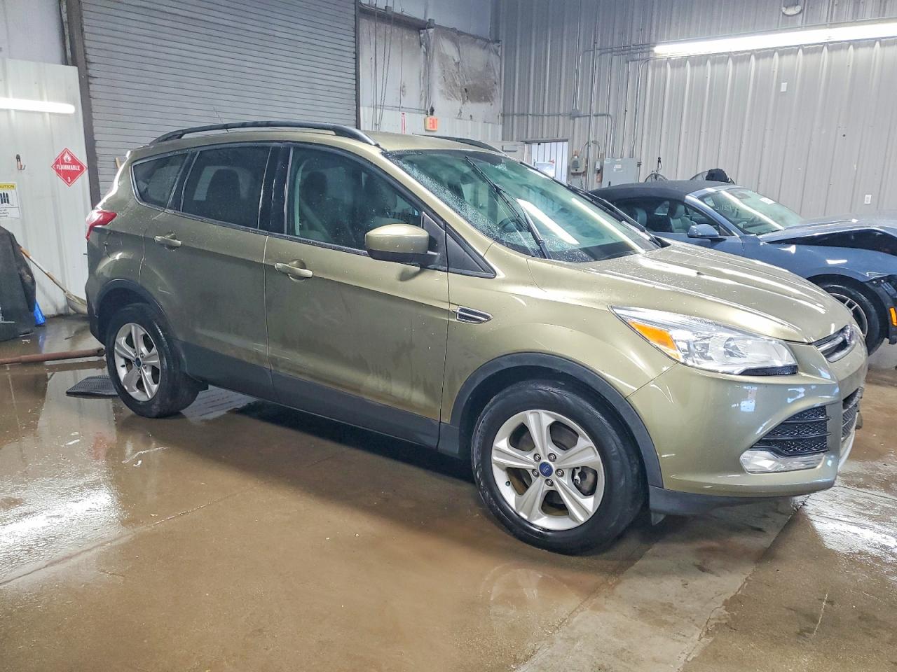 2014 FORD ESCAPE SE photo 4