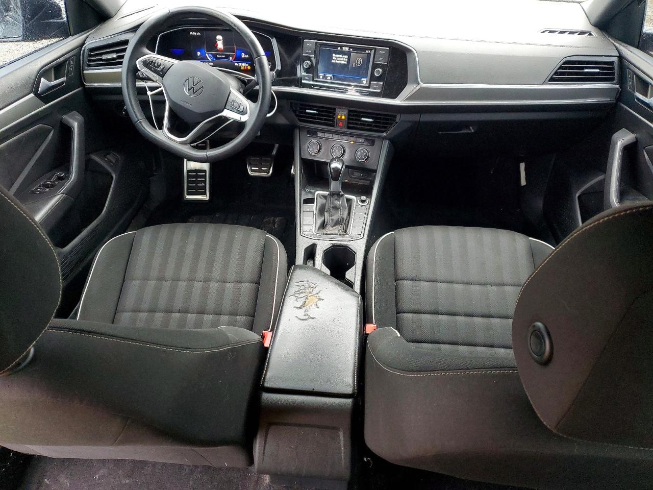 2024 VOLKSWAGEN JETTA SPORT photo 22