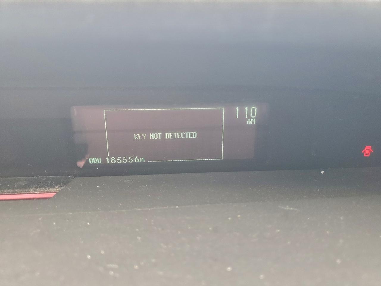 2015 TOYOTA PRIUS photo 17