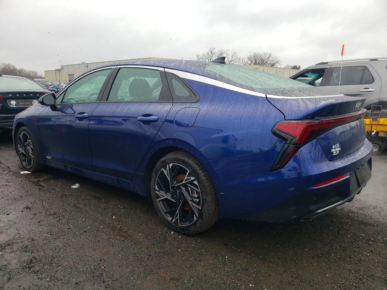 2025 KIA K5 GT LINE photo 2