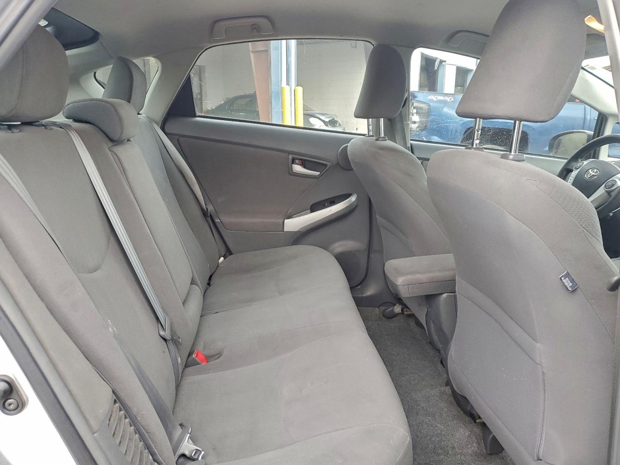 2011 TOYOTA PRIUS photo 19