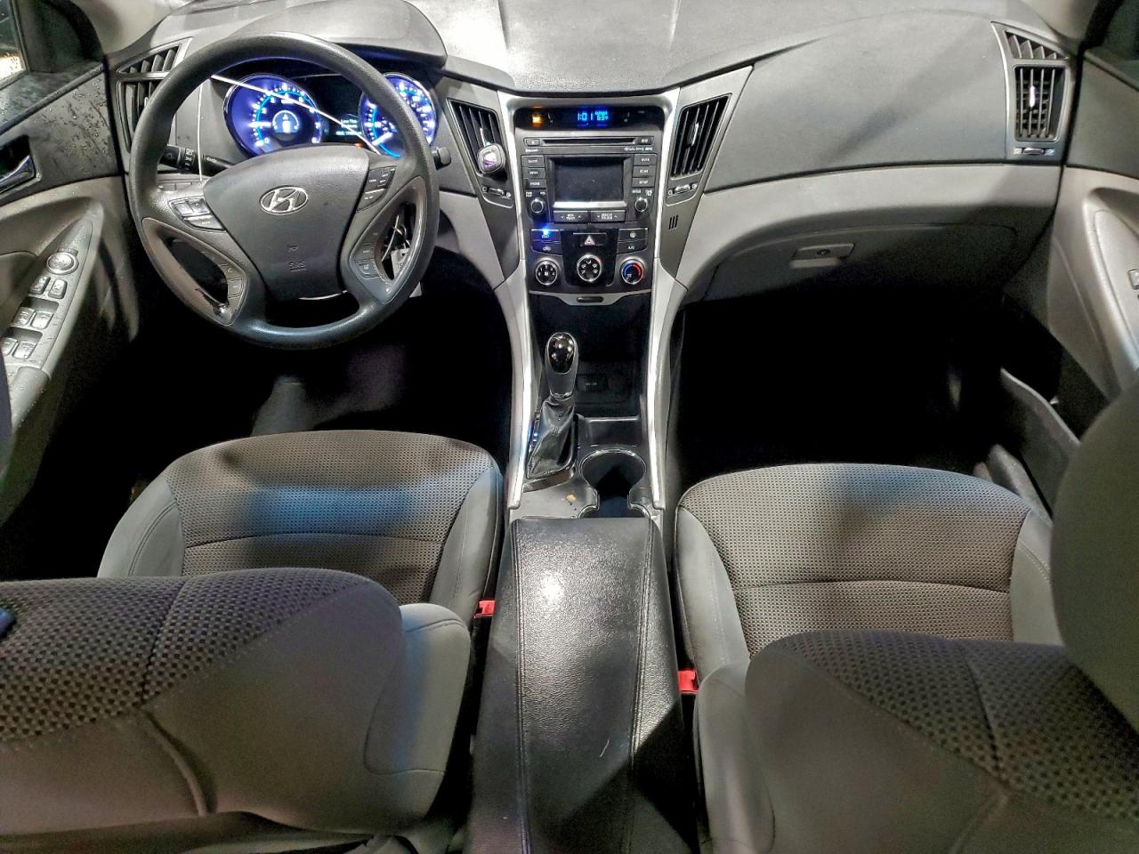 2014 HYUNDAI SONATA GLS photo 8