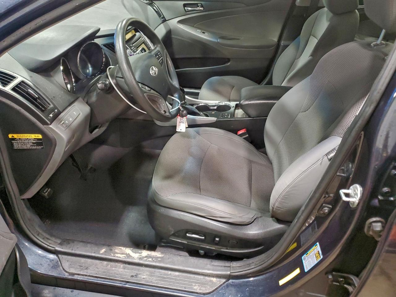 2014 HYUNDAI SONATA GLS photo 7