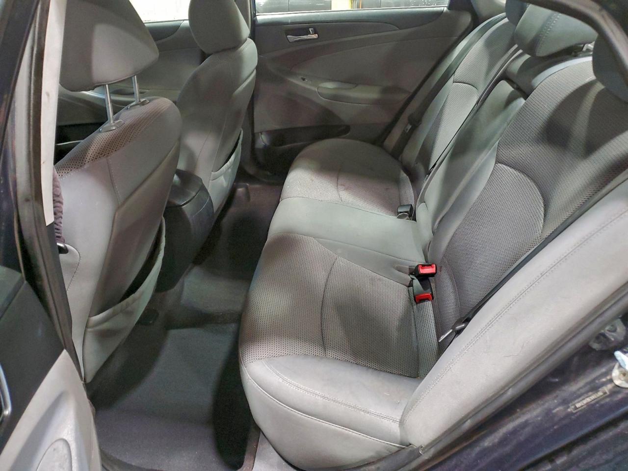 2014 HYUNDAI SONATA GLS photo 10