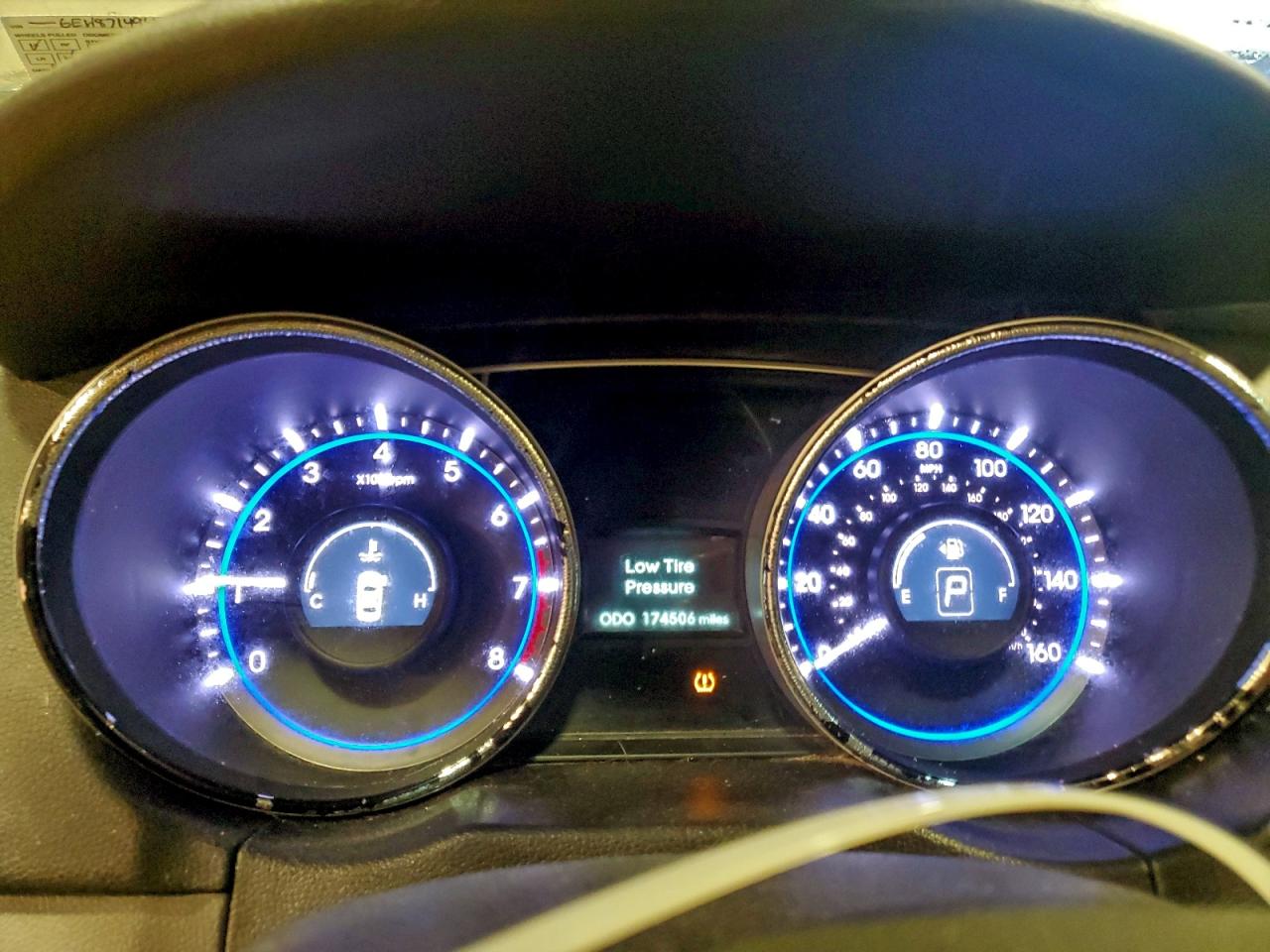 2014 HYUNDAI SONATA GLS photo 9