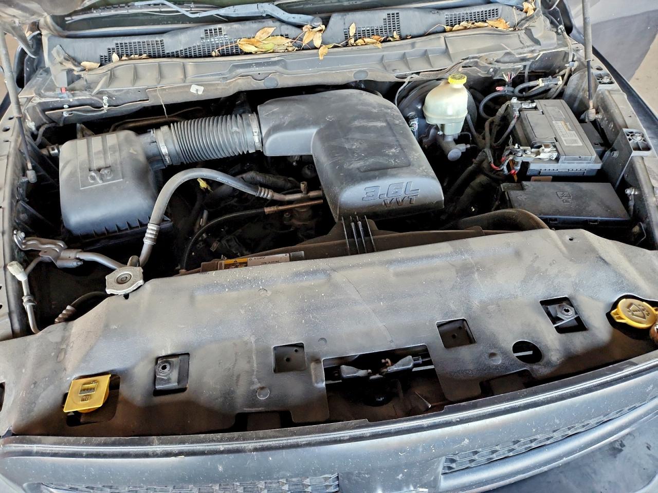 2016 RAM 1500 ST photo 11