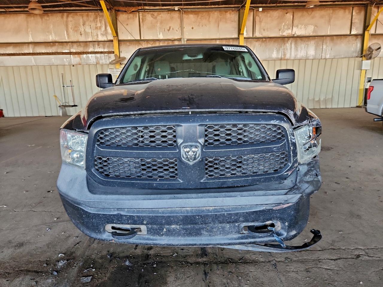 2016 RAM 1500 ST photo 5