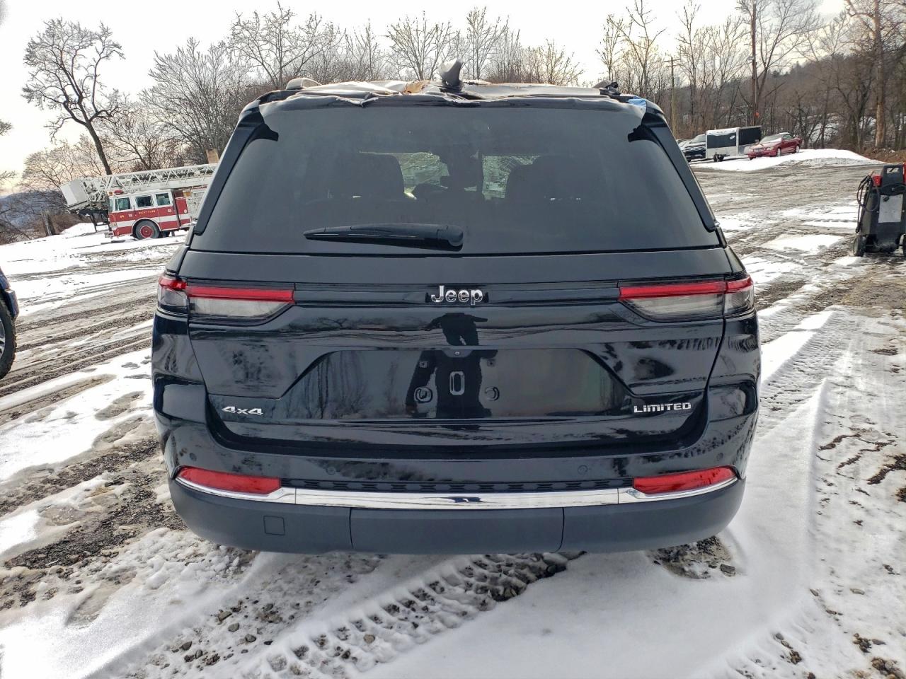 2024 JEEP GRAND CHEROKEE LIMITED photo 6