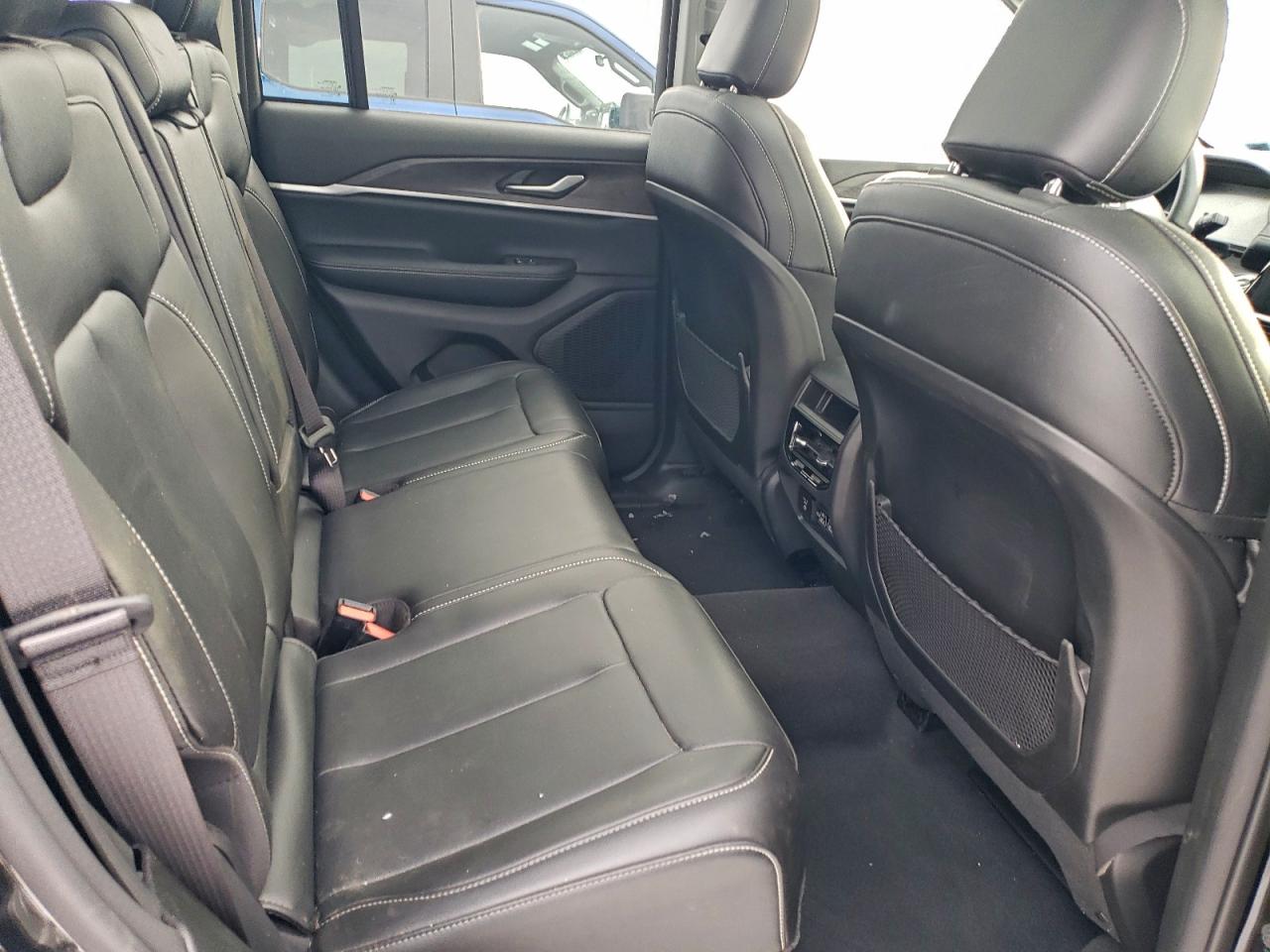 2024 JEEP GRAND CHEROKEE LIMITED photo 10