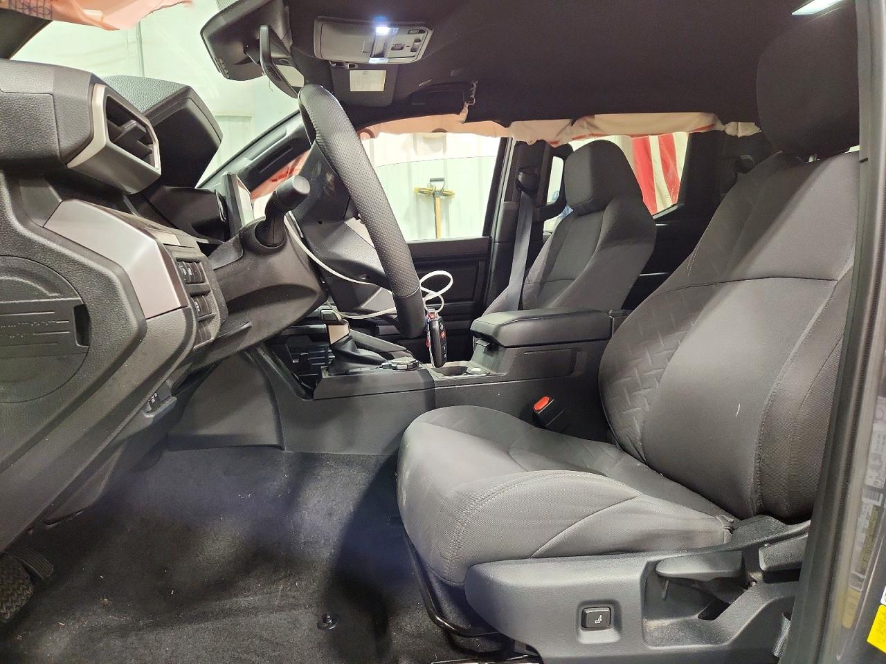 2025 TOYOTA TACOMA DOUBLE CAB photo 7