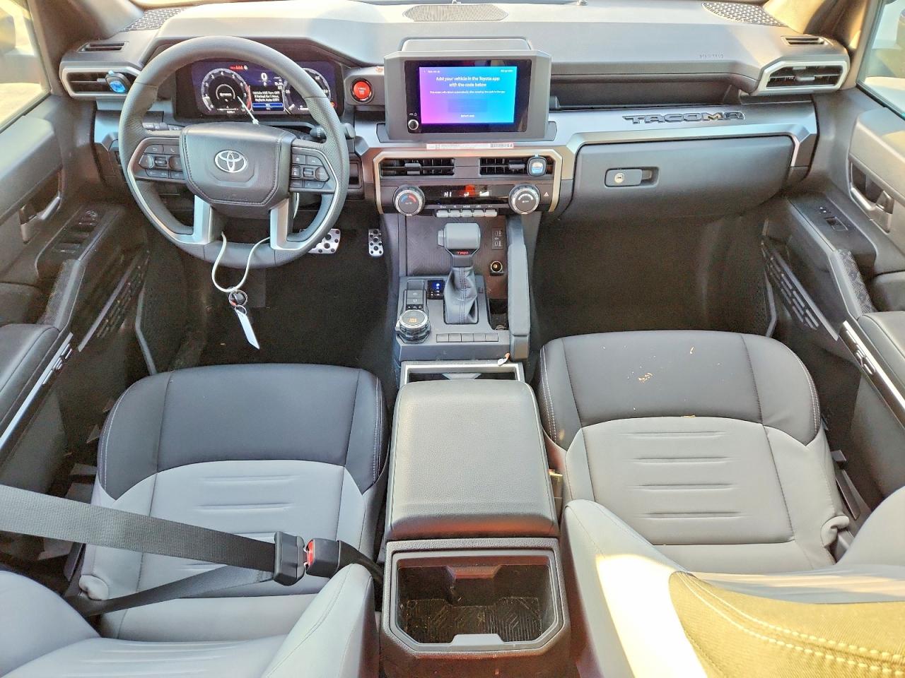 2025 TOYOTA TACOMA DOUBLE CAB photo 8