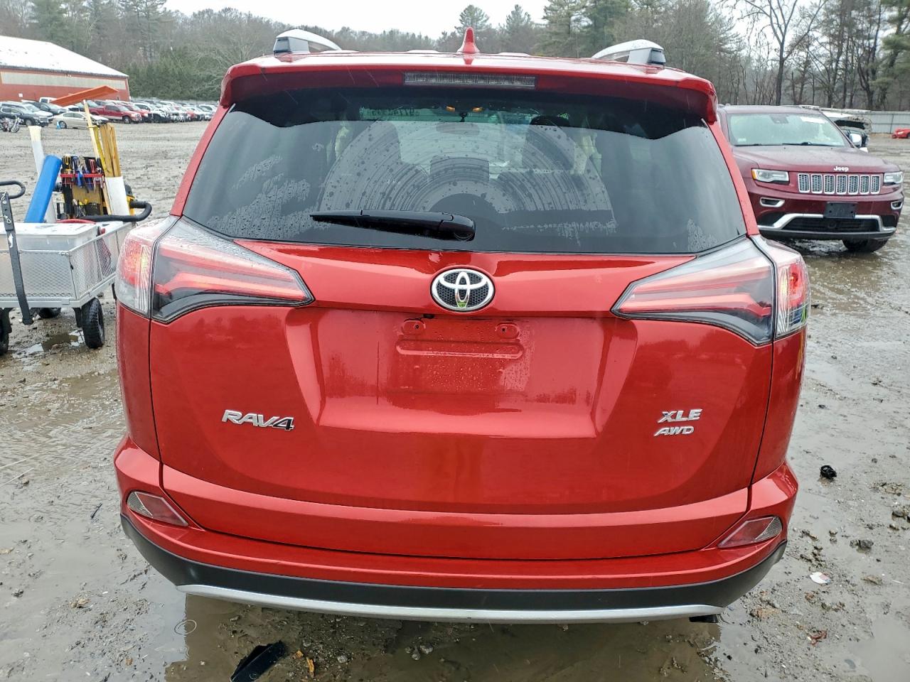 2016 TOYOTA RAV4 XLE photo 6