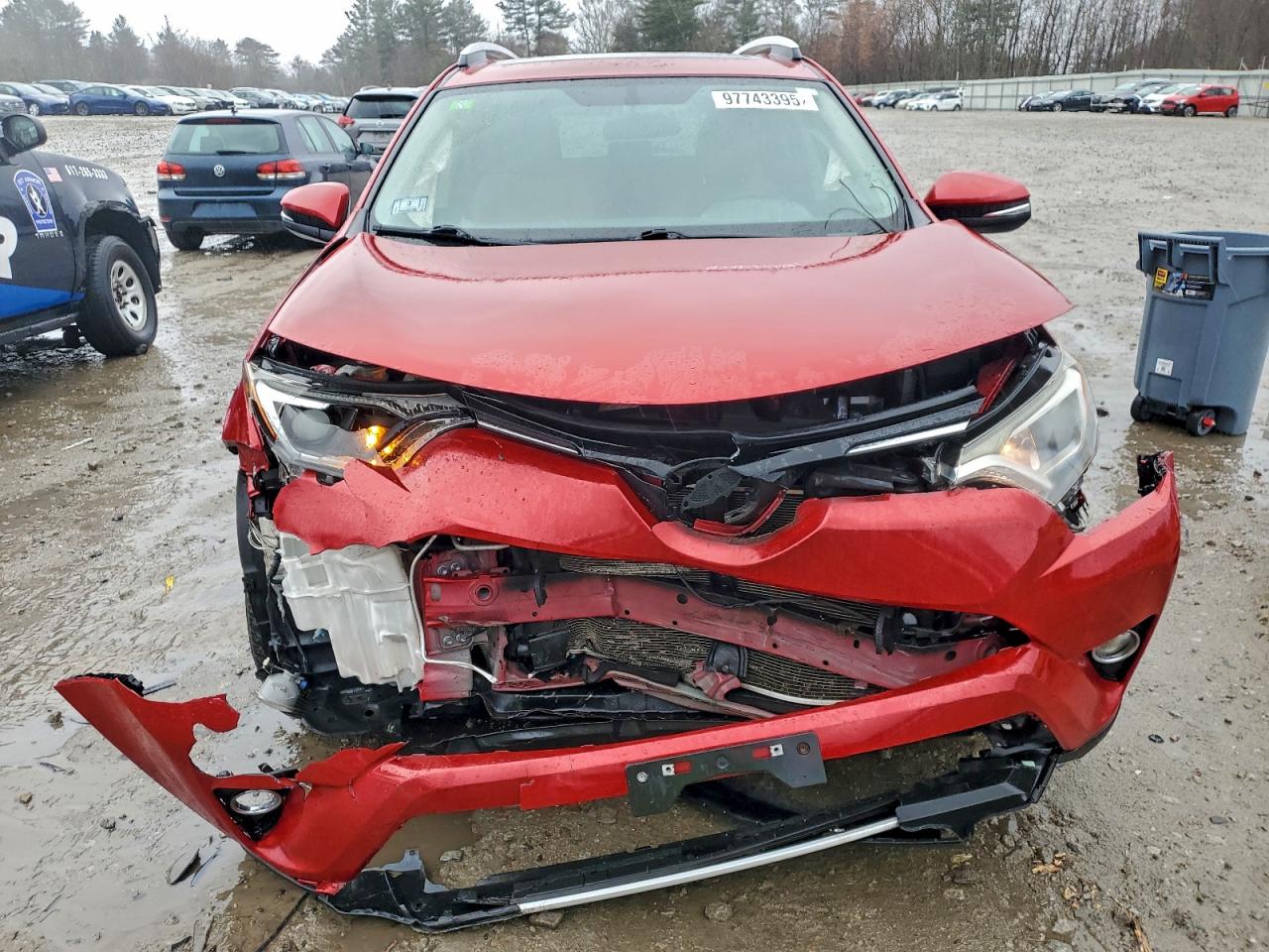 2016 TOYOTA RAV4 XLE photo 5