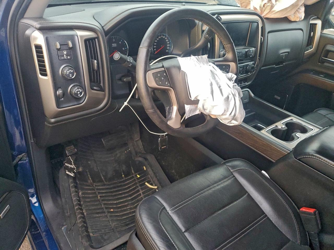 2017 GMC SIERRA K1500 DENALI photo 8
