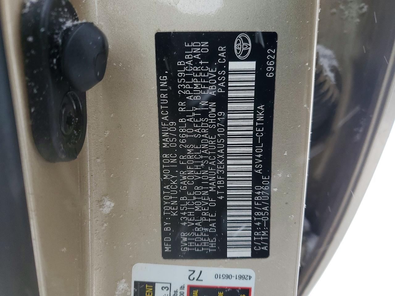2010 TOYOTA CAMRY BASE photo 13