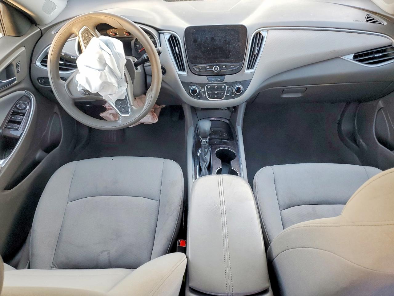 2022 CHEVROLET MALIBU LT photo 8