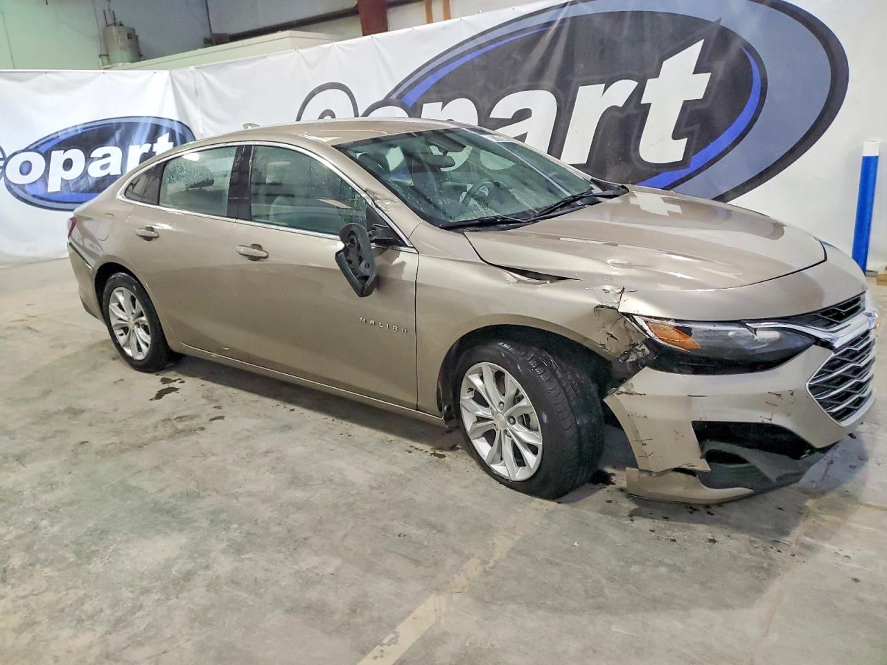 2022 CHEVROLET MALIBU LT photo 4