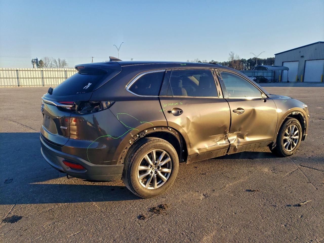 2018 MAZDA CX-9 TOURING photo 3