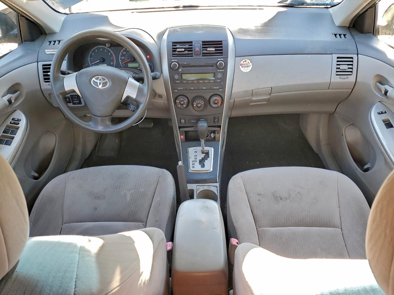2010 TOYOTA COROLLA BASE photo 8