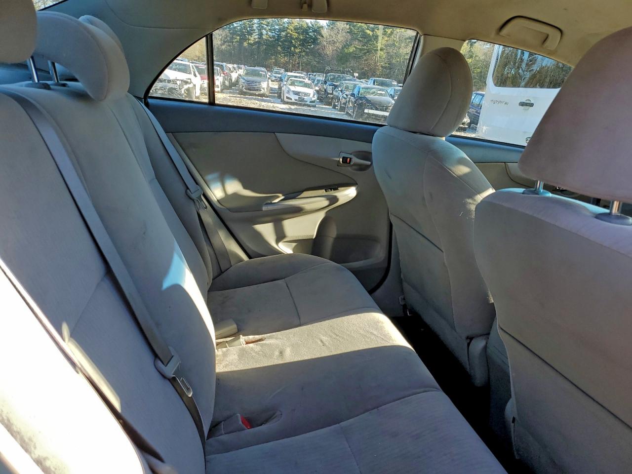 2010 TOYOTA COROLLA BASE photo 10