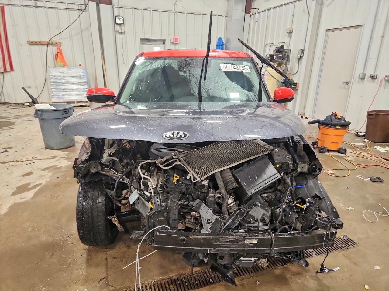 2020 KIA SOUL GT-LINE TURBO photo 5