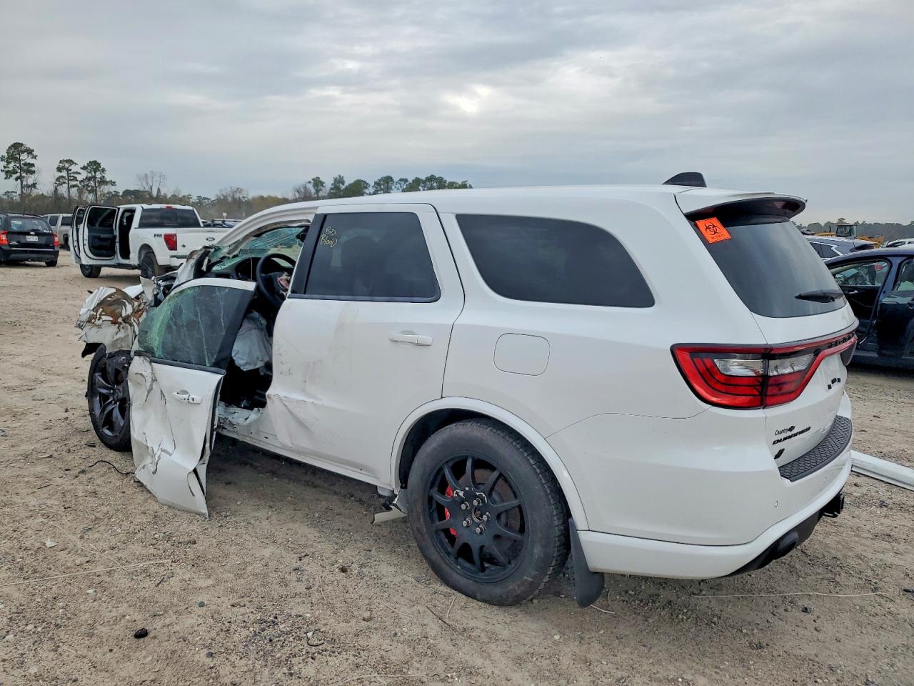 2024 DODGE DURANGO SRT HELLCAT photo 2