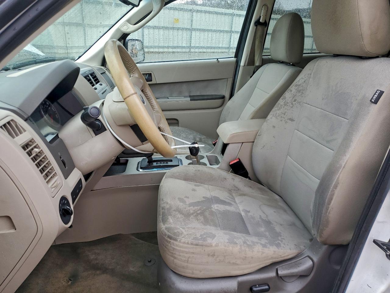 2011 FORD ESCAPE XLT photo 7
