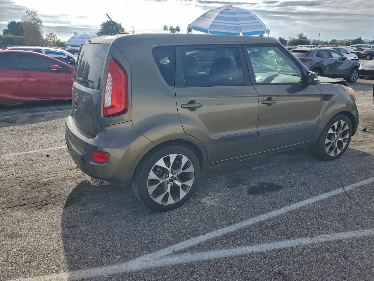 2012 KIA SOUL + photo 5