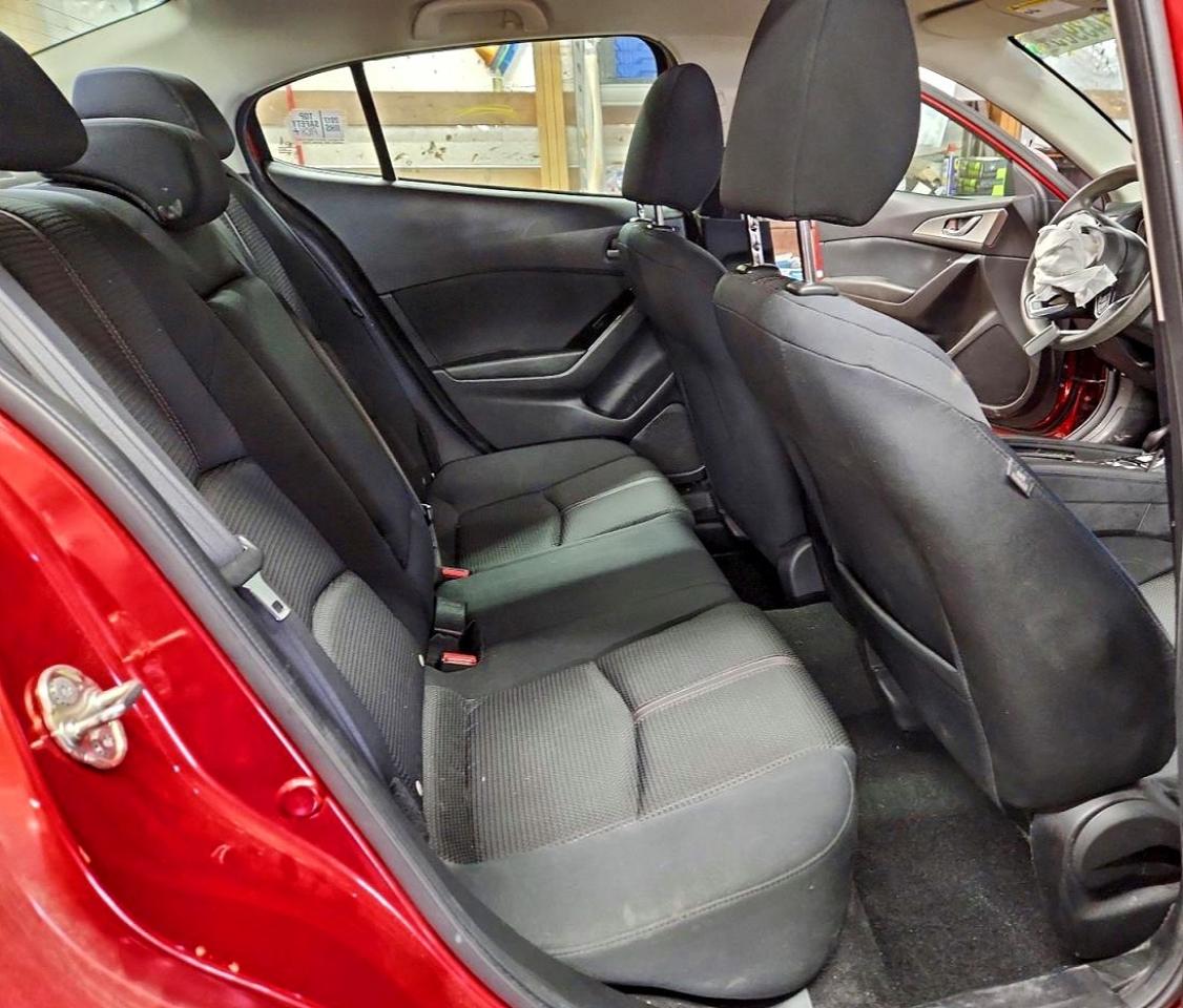 2018 MAZDA 3 SPORT photo 10