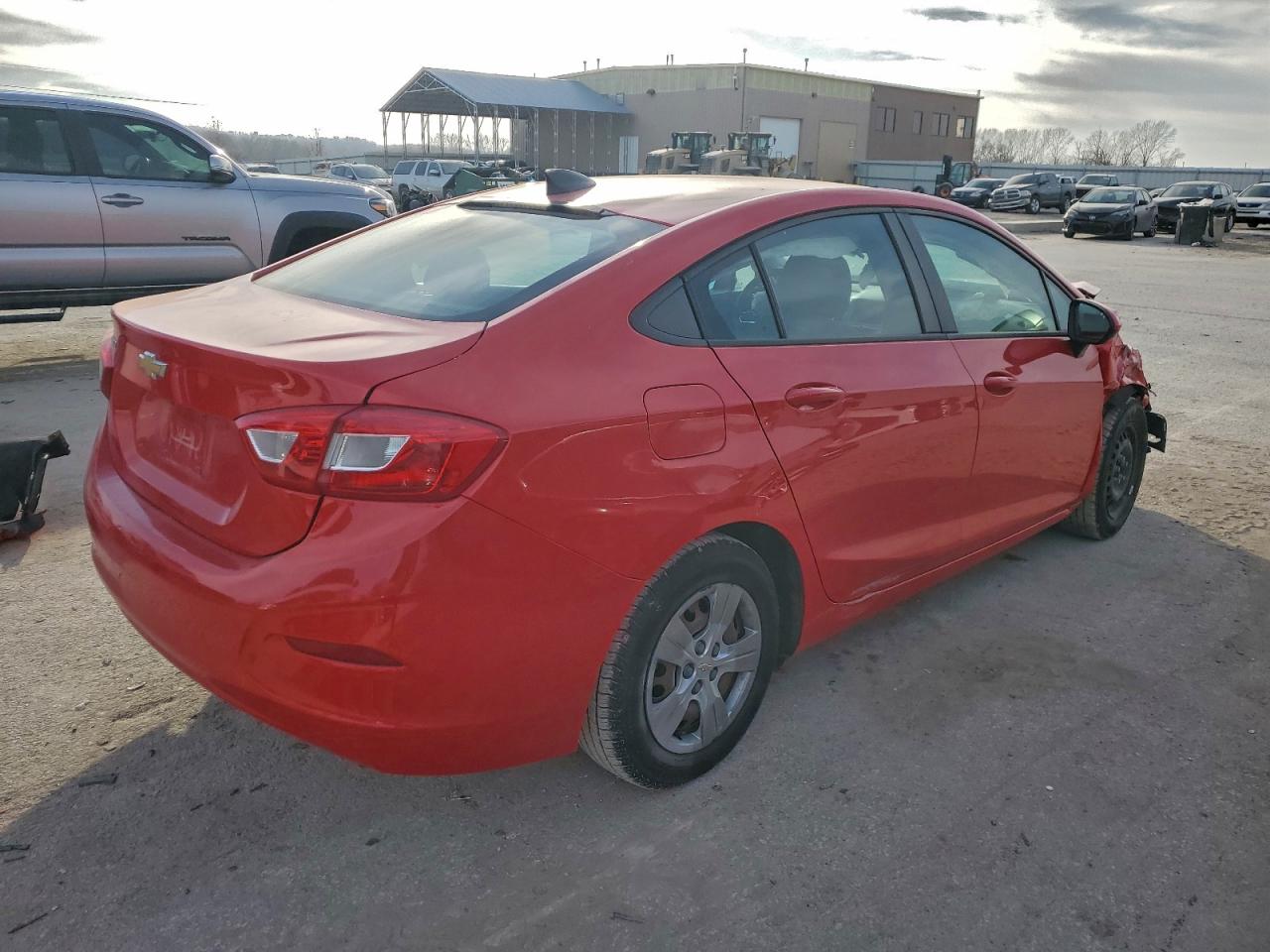 2017 CHEVROLET CRUZE LS photo 3