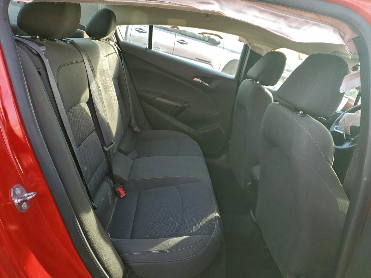 2017 CHEVROLET CRUZE LS photo 10