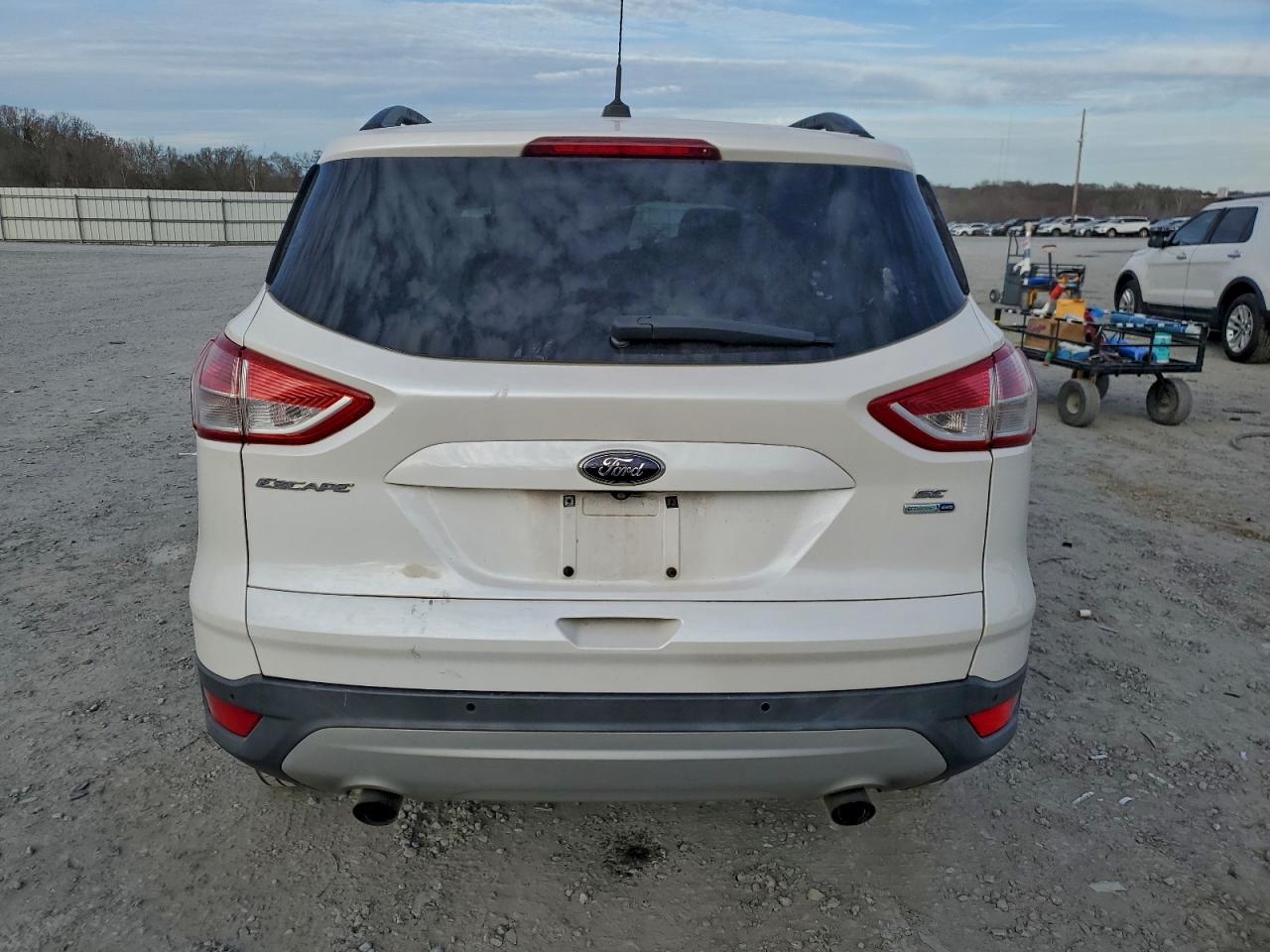 2014 FORD ESCAPE SE photo 11