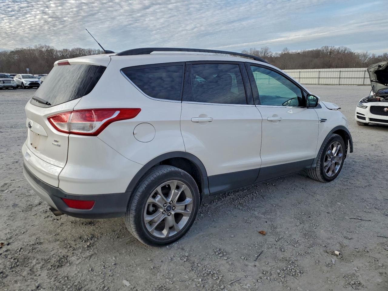 2014 FORD ESCAPE SE photo 5