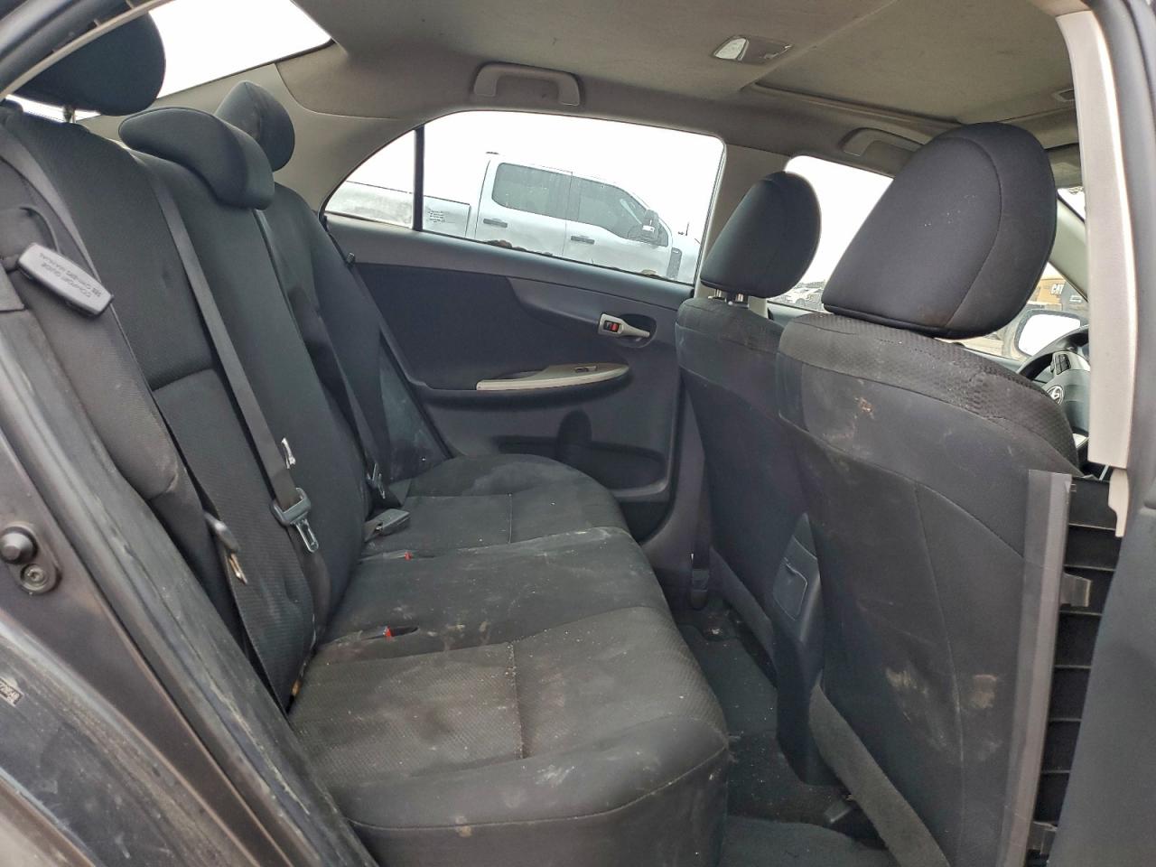 2011 TOYOTA COROLLA BASE photo 10