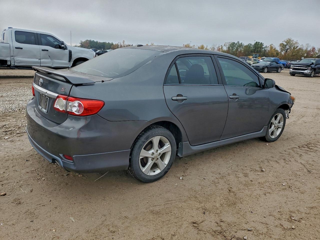 2011 TOYOTA COROLLA BASE photo 3