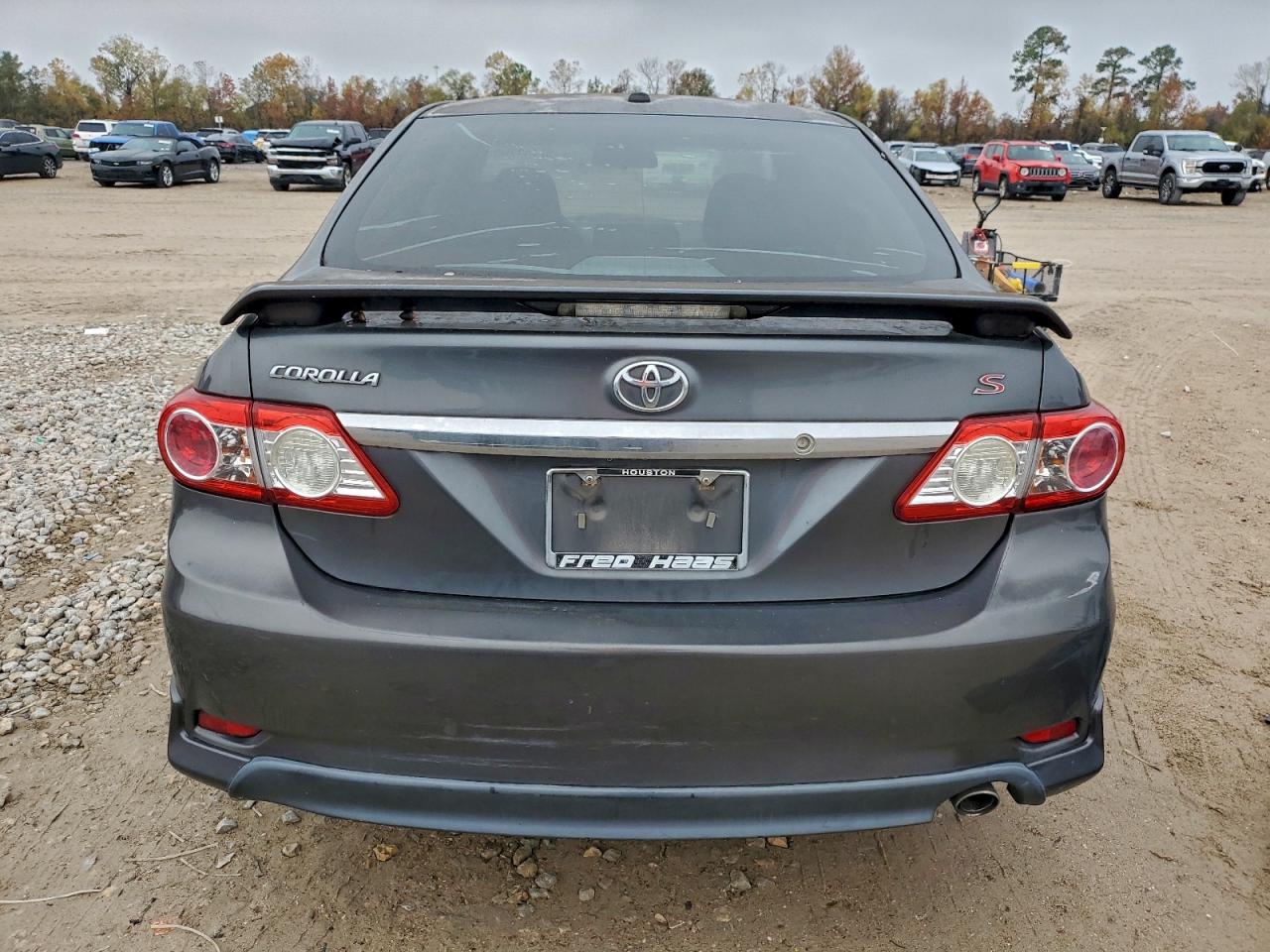 2011 TOYOTA COROLLA BASE photo 6