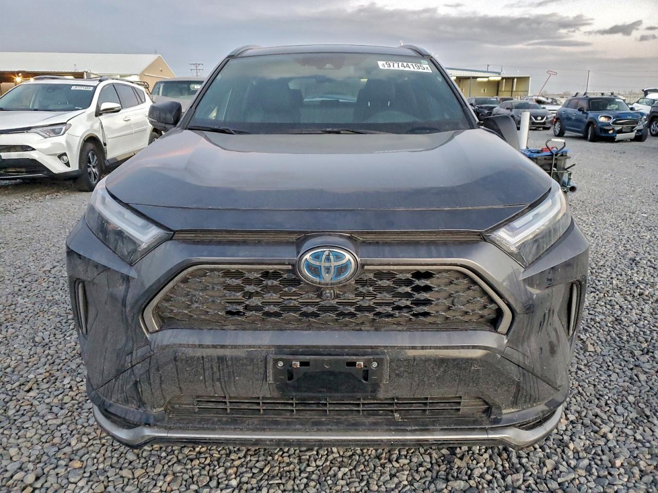 2024 TOYOTA RAV4 PRIME XSE photo 5