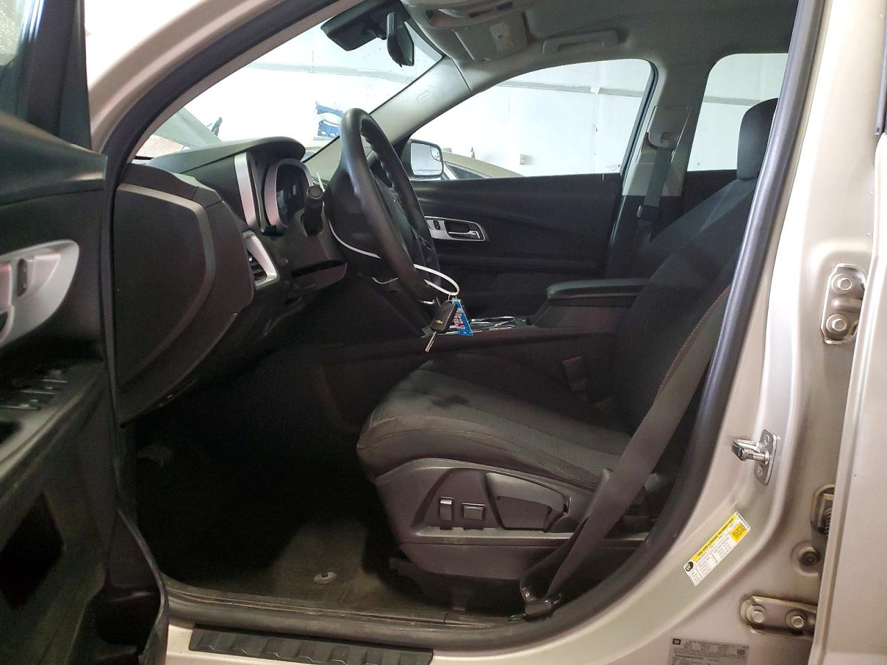 2013 CHEVROLET EQUINOX LS photo 13