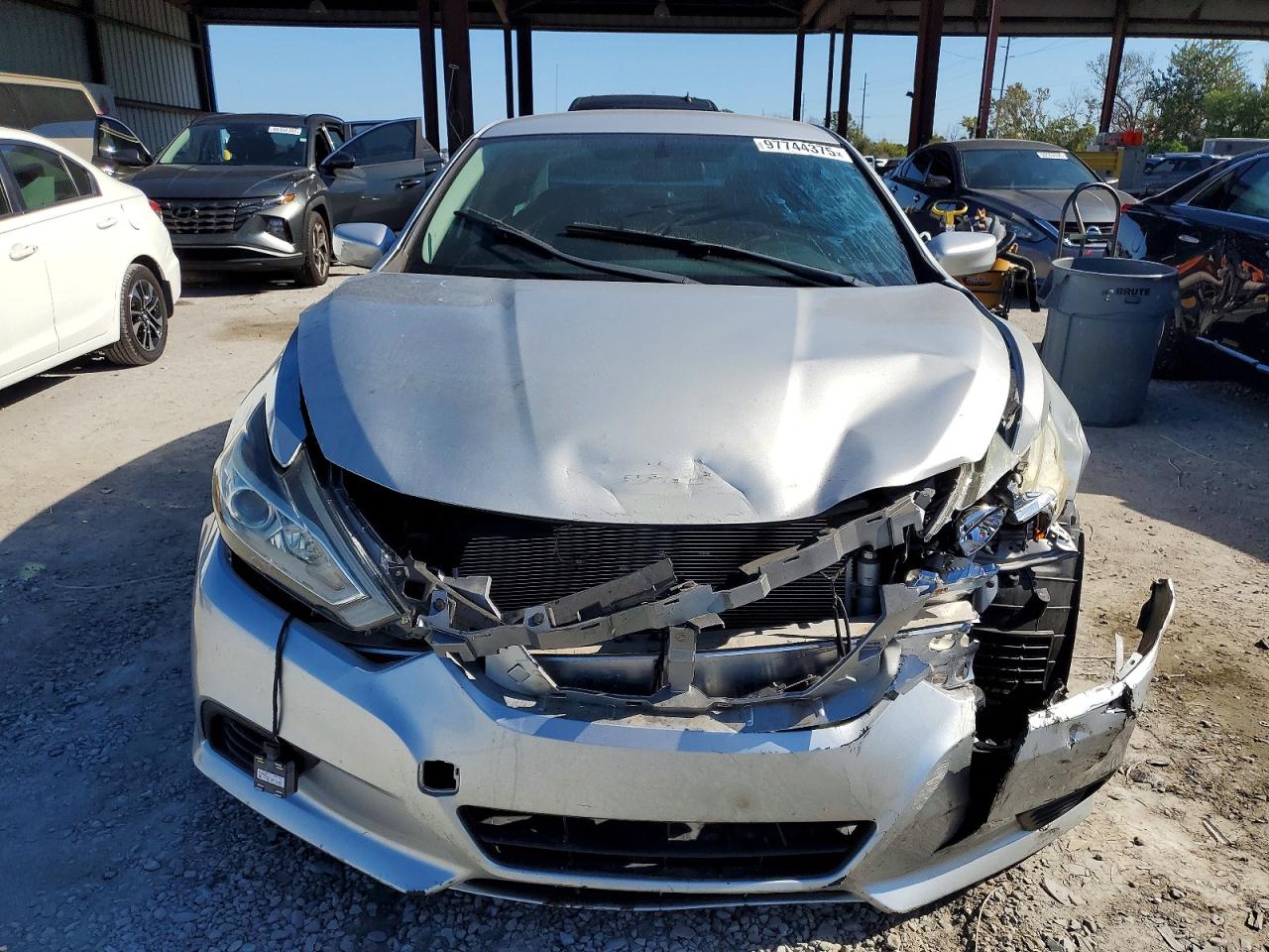 2018 NISSAN ALTIMA 2.5 photo 5