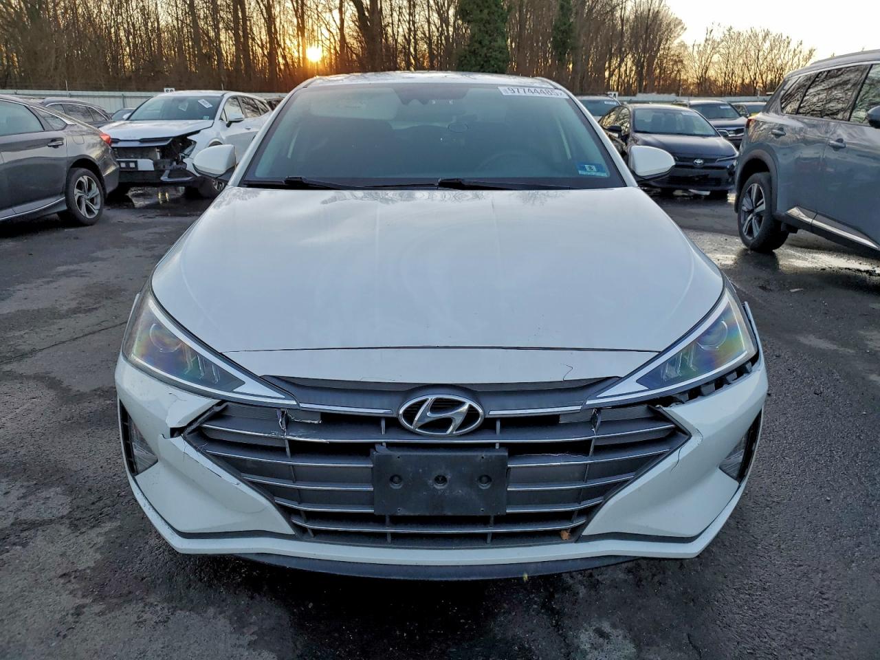 2020 HYUNDAI ELANTRA SE photo 5