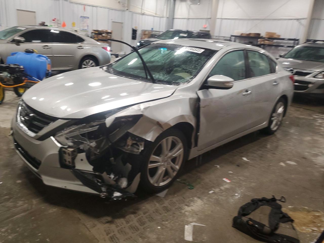 2016 NISSAN ALTIMA