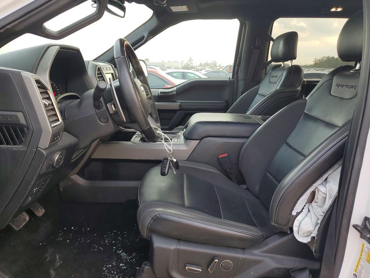 2019 FORD F150 RAPTOR photo 19