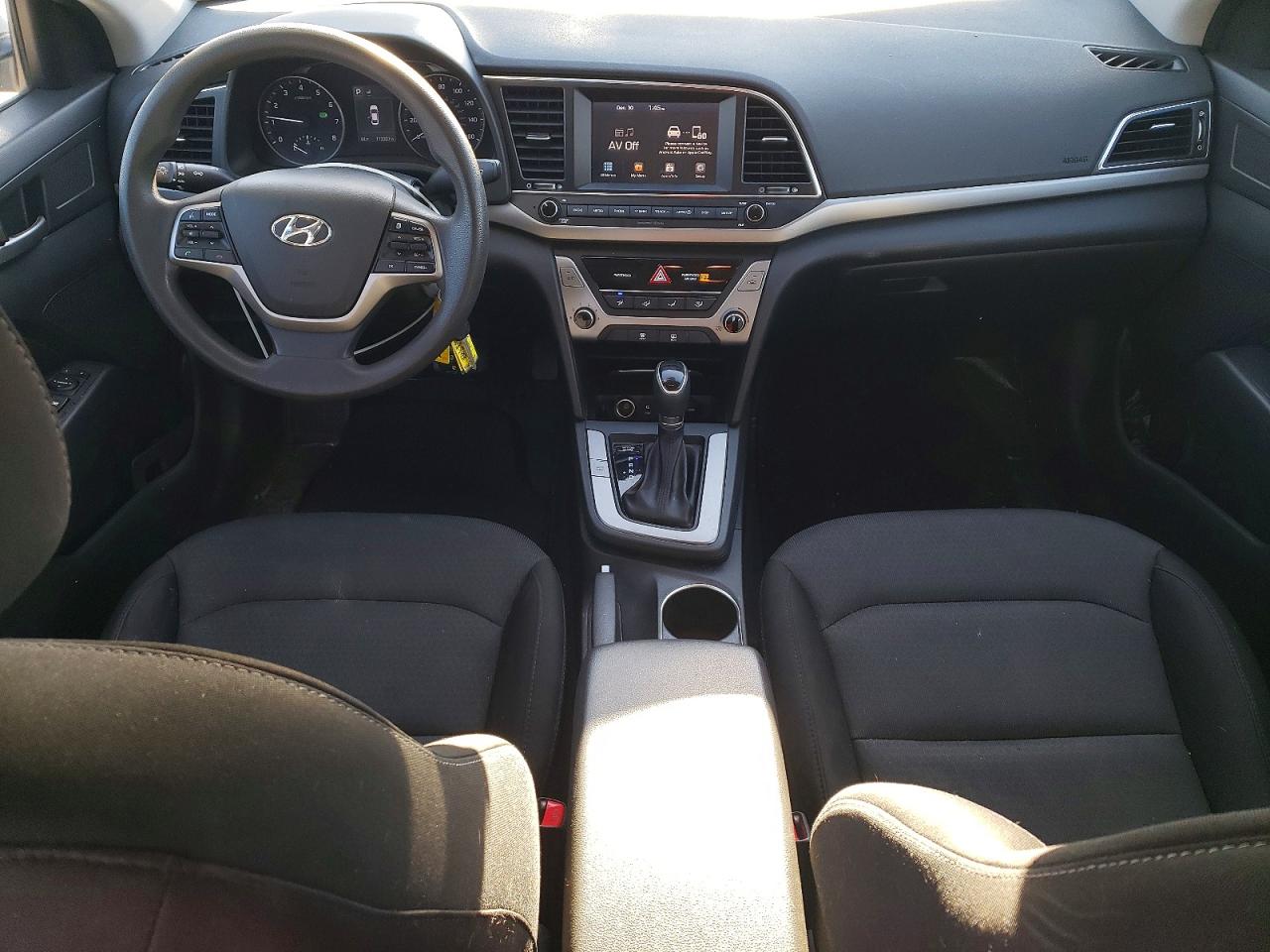 2018 HYUNDAI ELANTRA SEL photo 8
