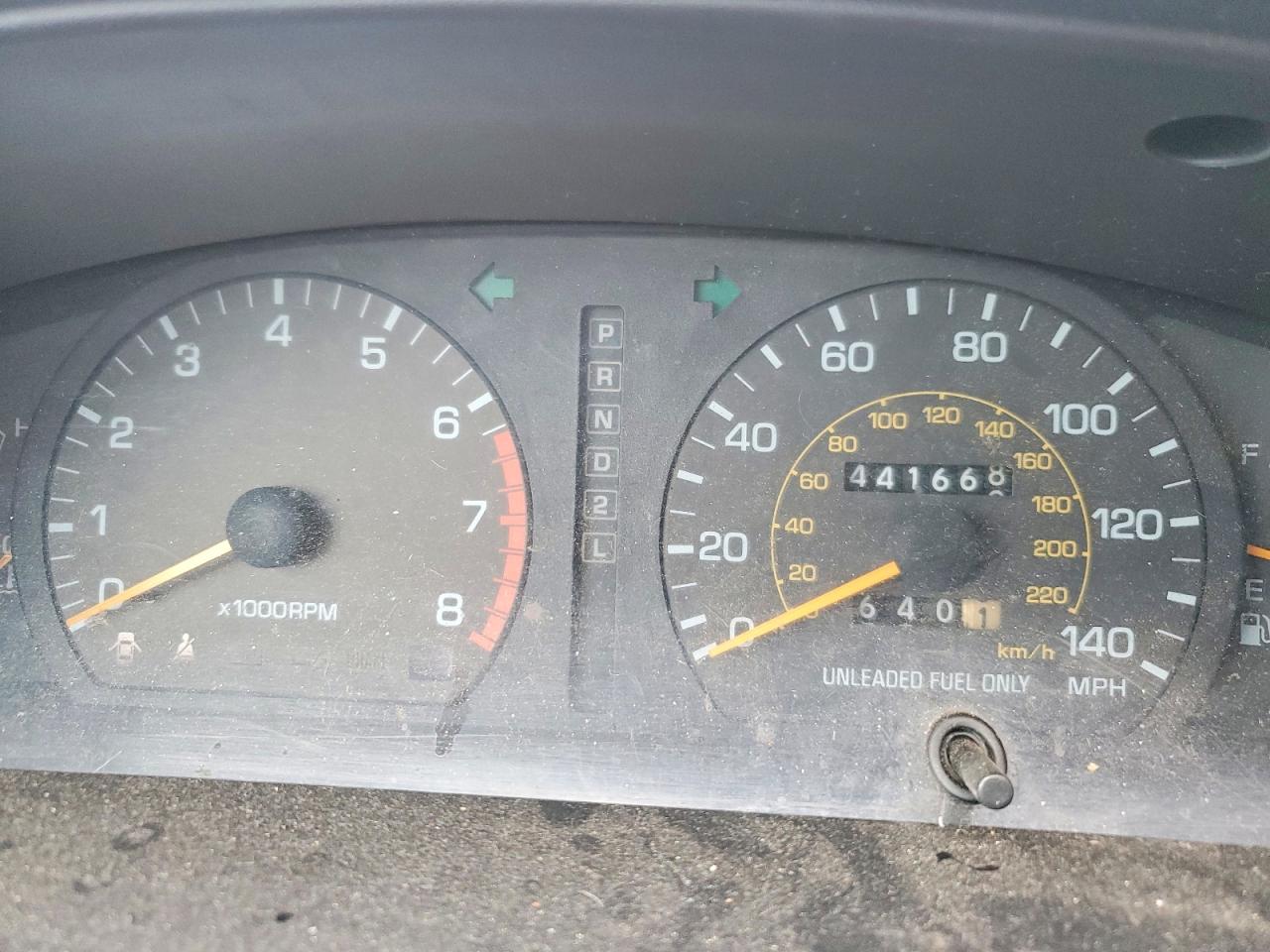 1996 TOYOTA CAMRY DX photo 9