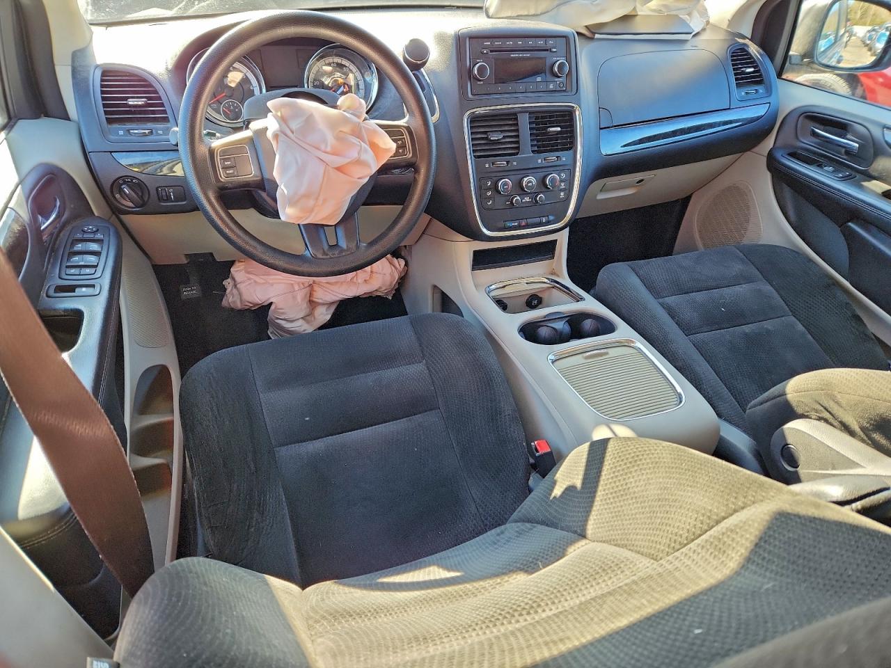 2015 DODGE GRAND CARAVAN SXT photo 15