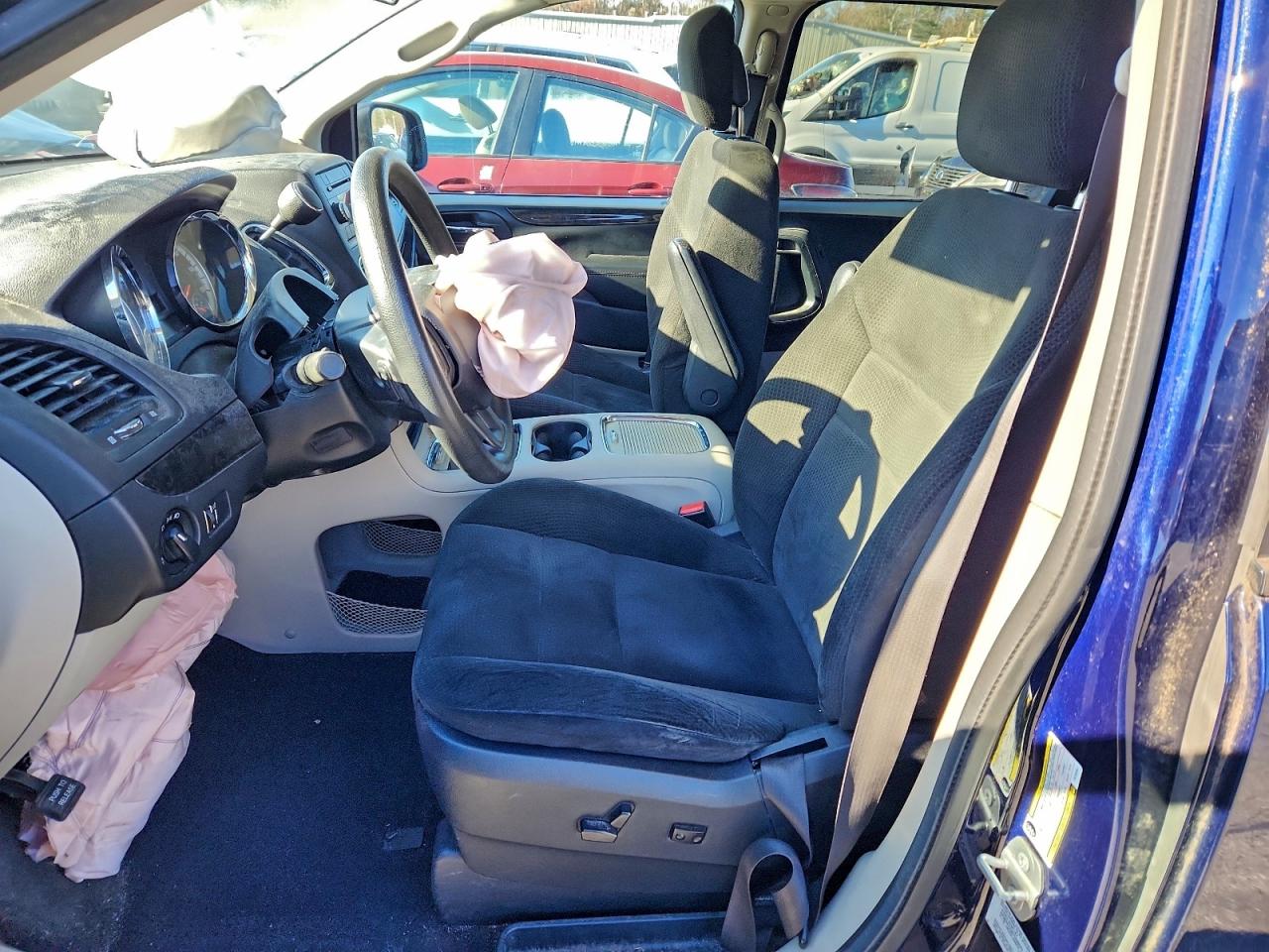 2015 DODGE GRAND CARAVAN SXT photo 13