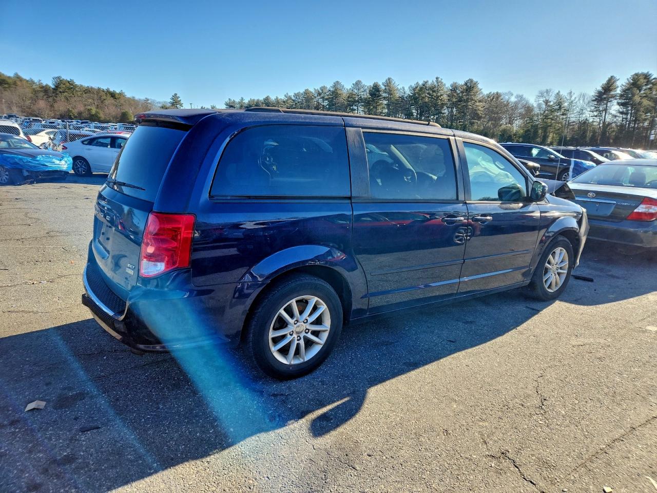 2015 DODGE GRAND CARAVAN SXT photo 5